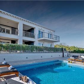 4 Bedroom Villa with Pool and Sea Views near Korcula Town, Sleeps 8